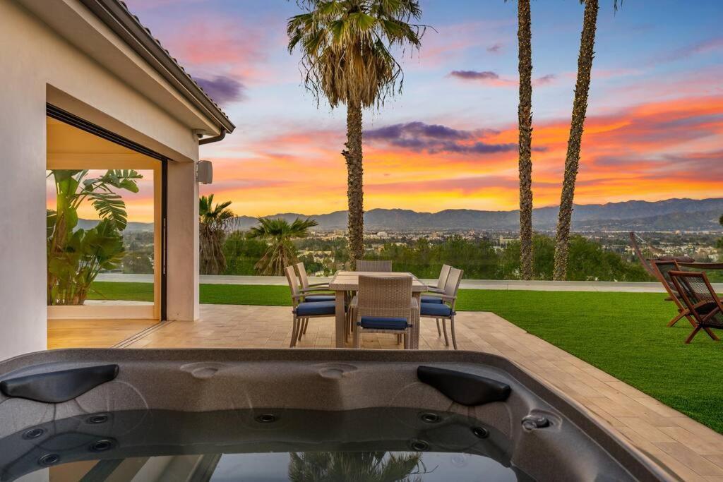 Villa With Incredible Views Лос Анджелис Екстериор снимка