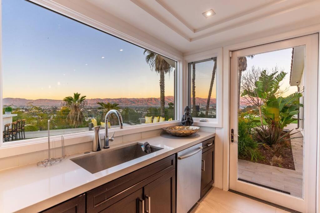Villa With Incredible Views Лос Анджелис Екстериор снимка