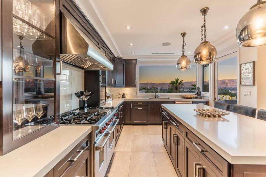 Villa With Incredible Views Лос Анджелис Екстериор снимка